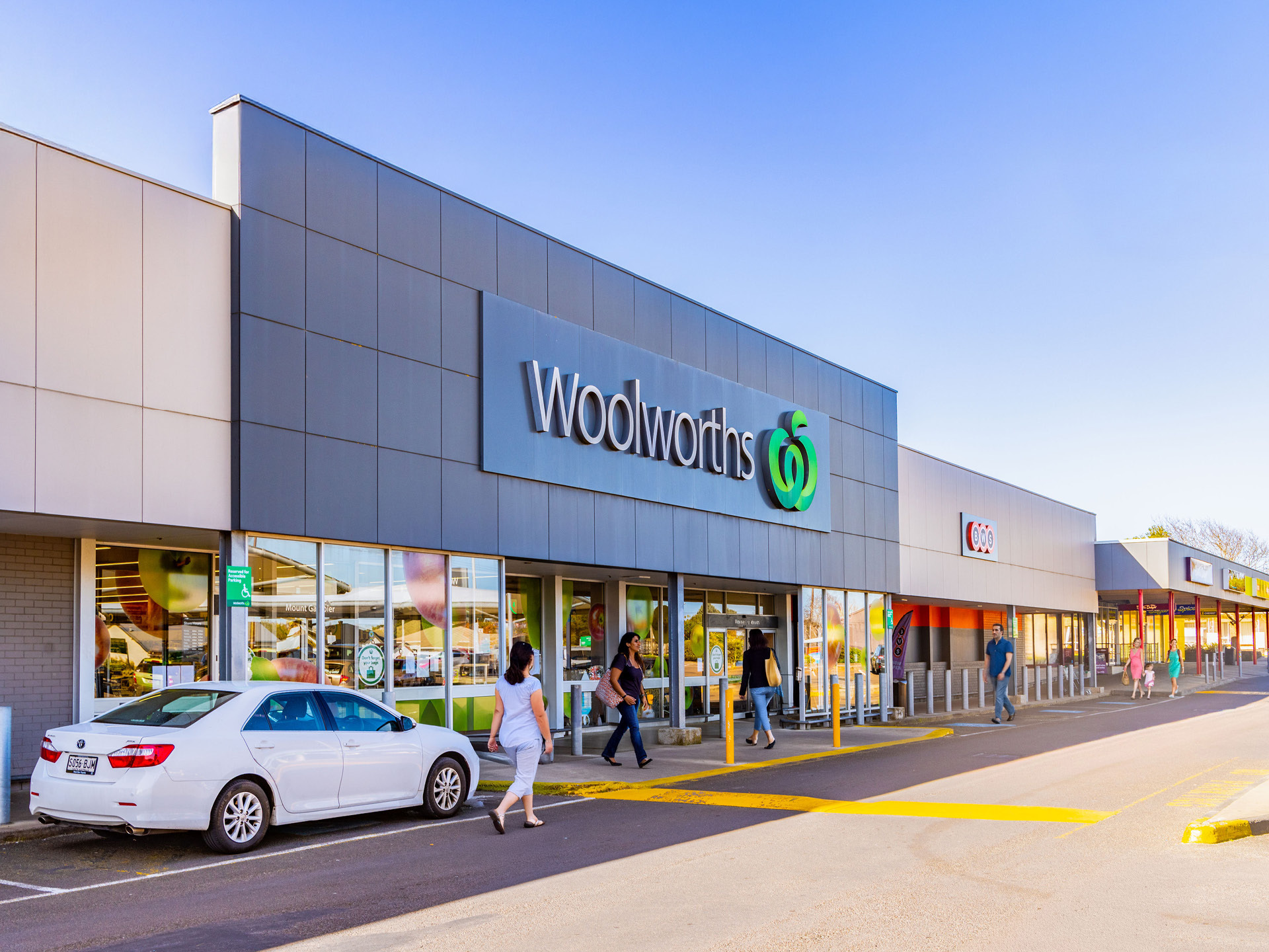 Woolworths_Mt_Gambier_realcomms_v1__4052-68ed7b75dd943