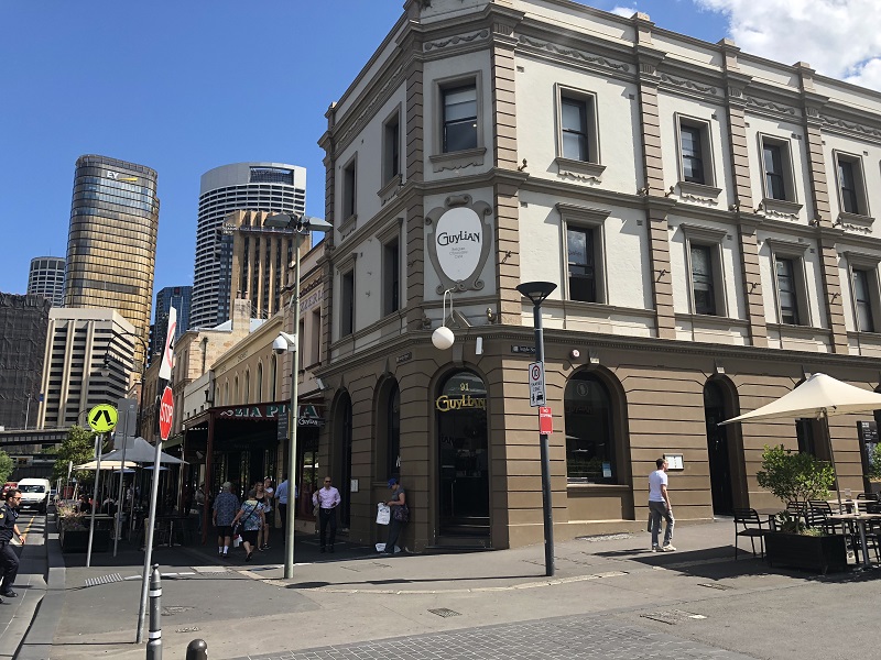 1508241991-502594594-image-E