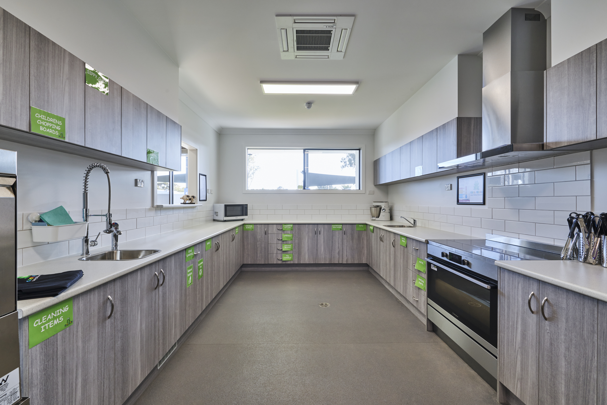 Cool_Frogs_Munno_Para__Adelaide__-10_3473-68df49458da02