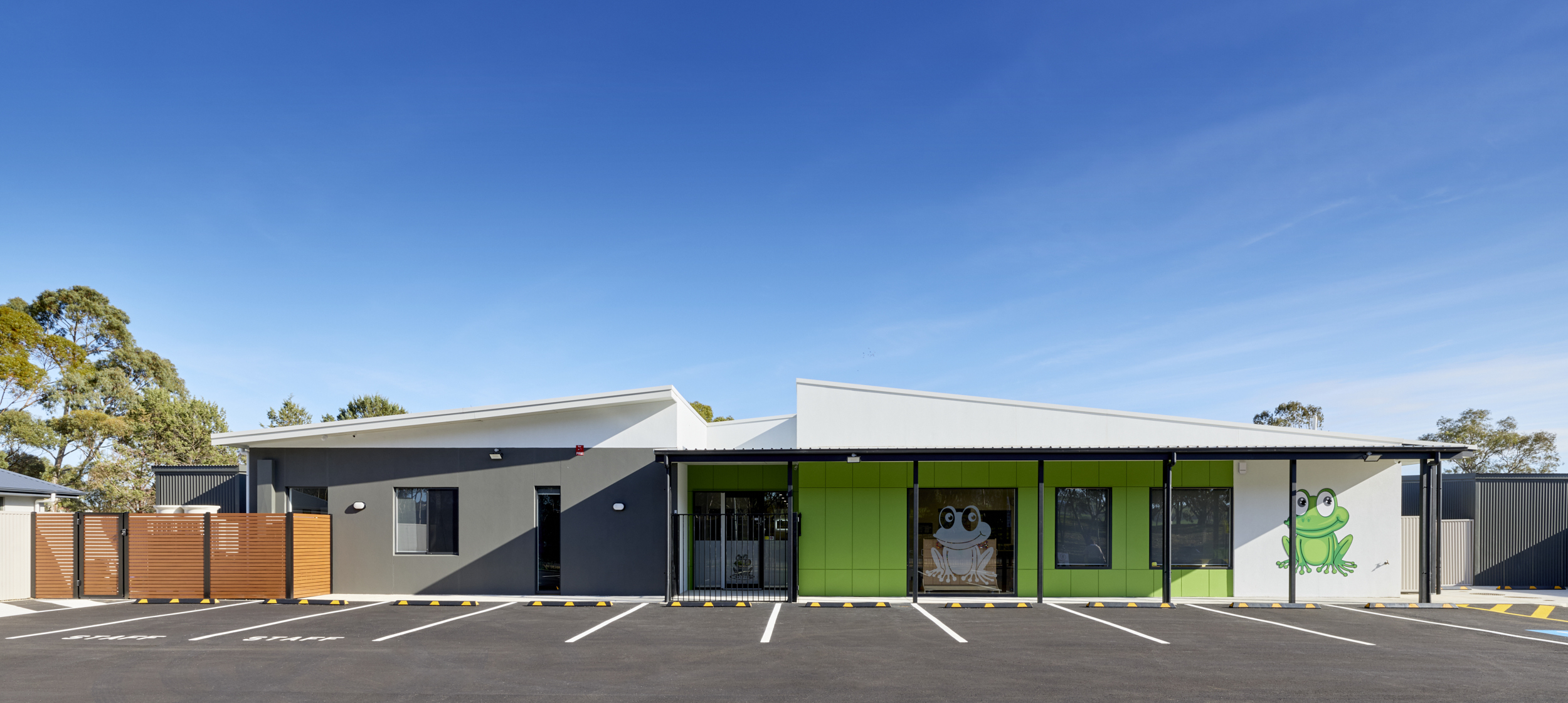 Cool_Frogs_Munno_Para__Adelaide__-3_3466-68df494457044