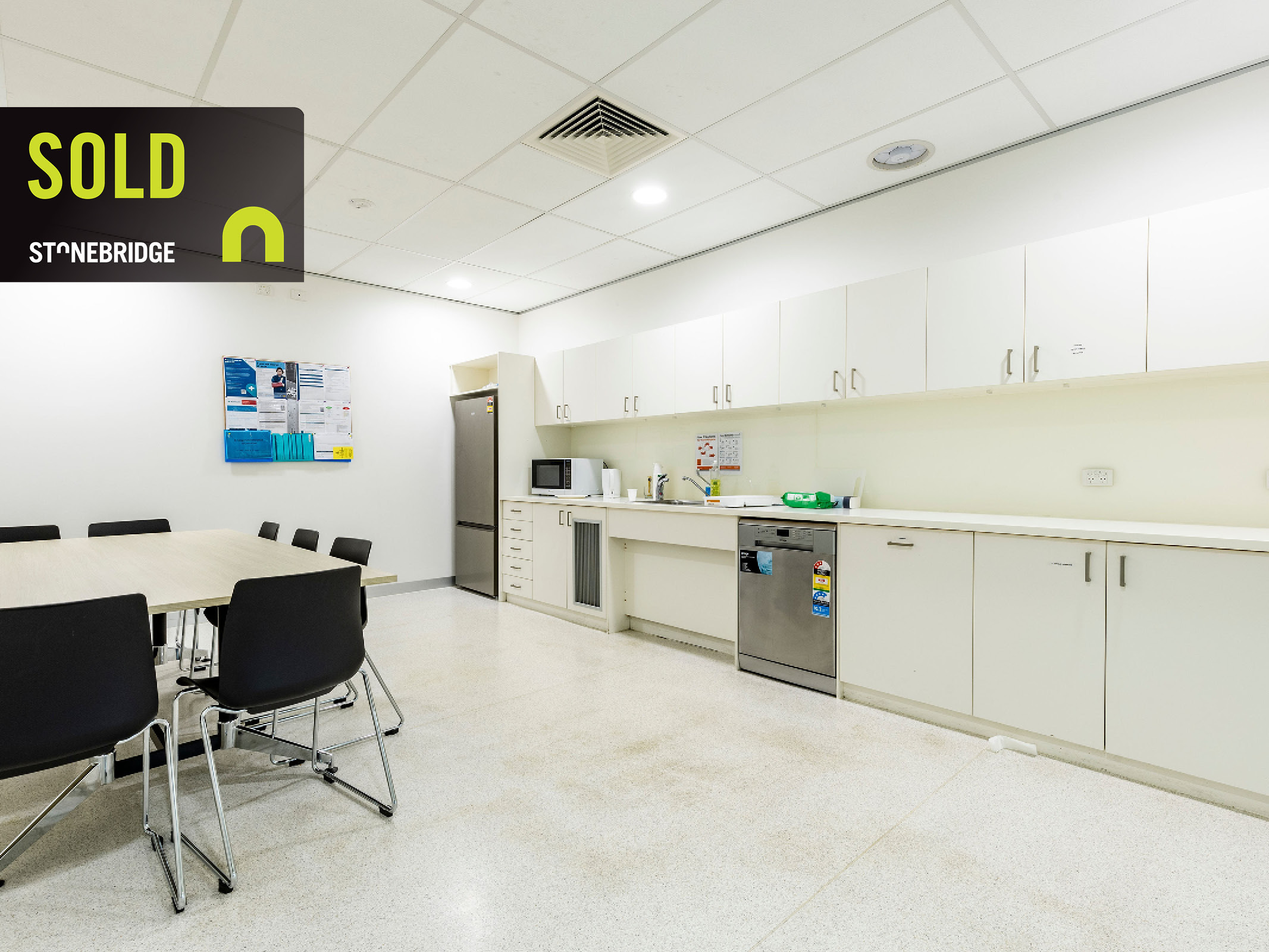 DrummondSt_221_RC_Sold_v0412_6489-666924abc81e7